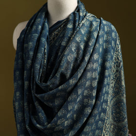 Merino wool natural dyed handwoven hand shawl 03