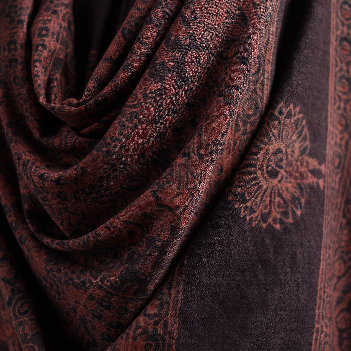 Merino wool natural dyed handwoven hand shawl 04