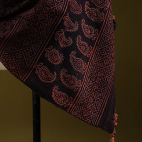 Merino wool natural dyed handwoven hand shawl 08