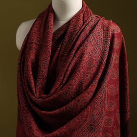 Merino wool natural dyed handwoven hand shawl 09