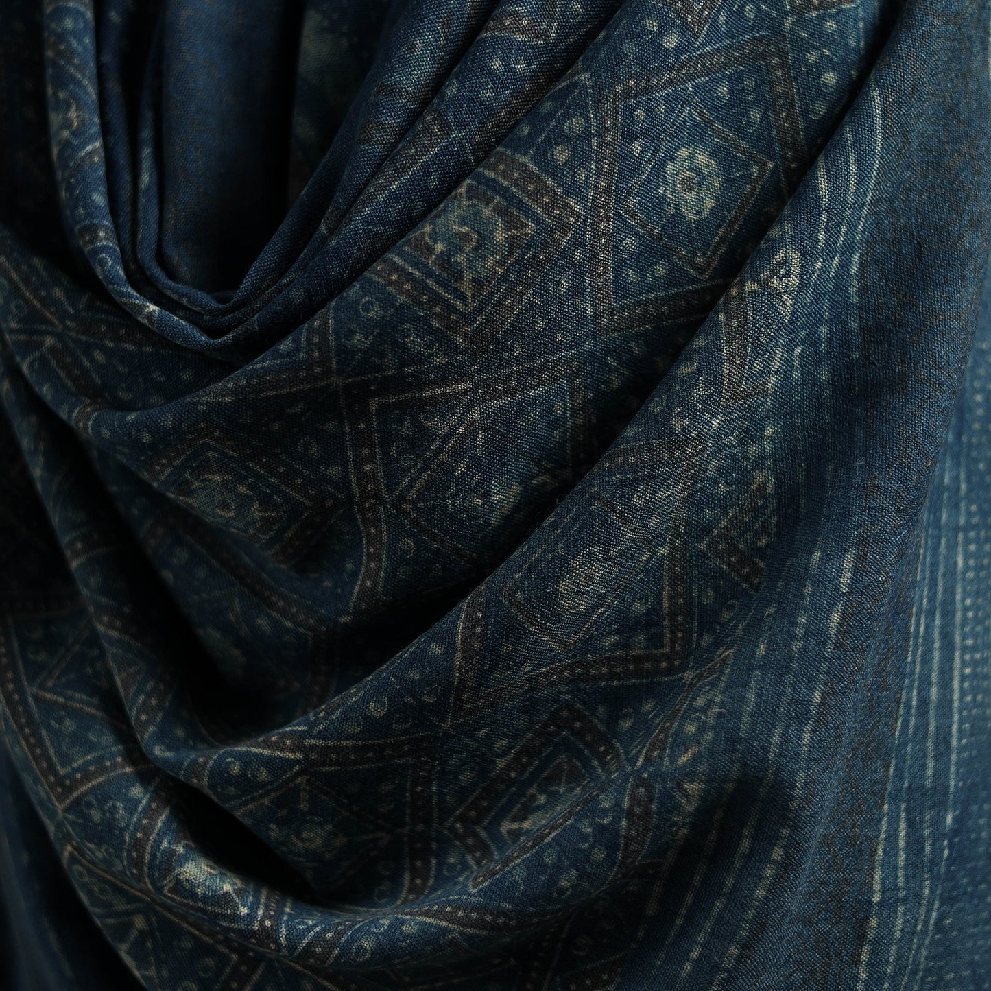 Merino wool natural dyed handwoven hand shawl 10