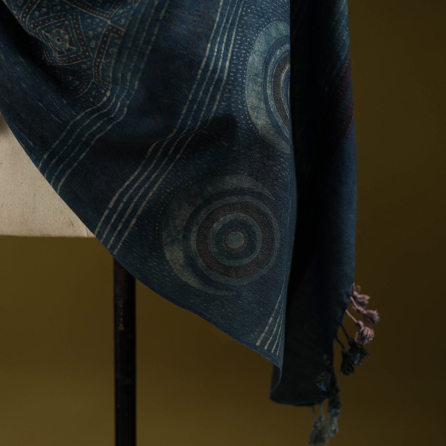 Merino wool natural dyed handwoven hand shawl 10