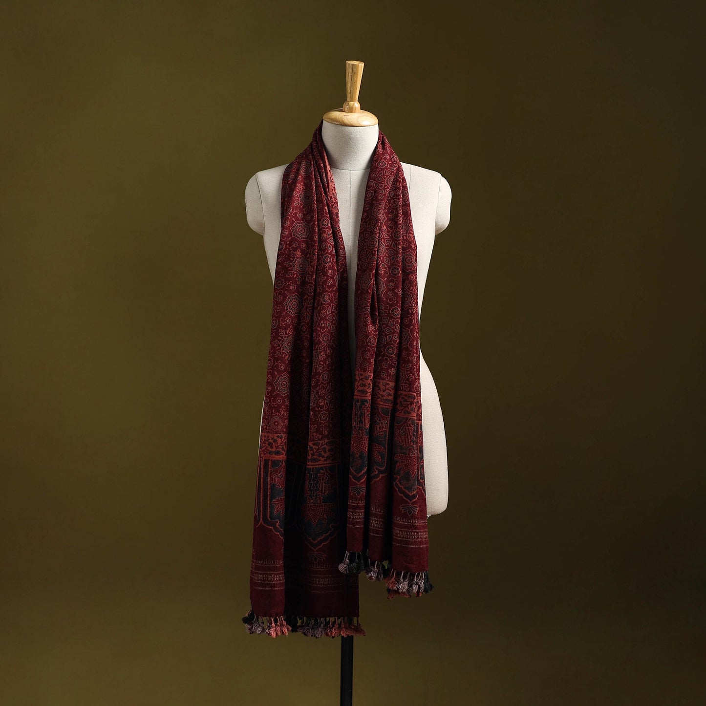 Merino wool natural dyed handwoven hand shawl 11