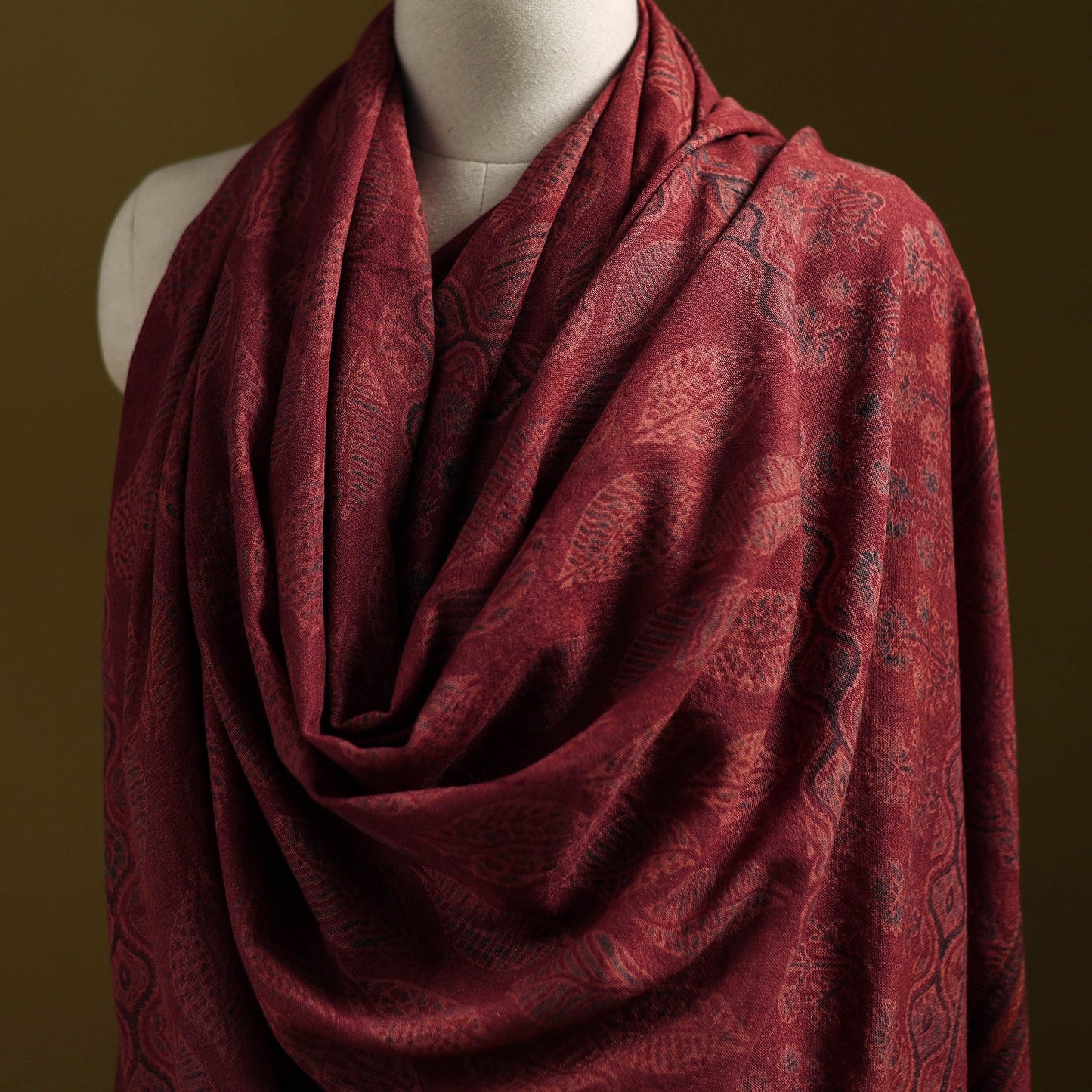 Merino wool natural dyed handwoven hand shawl 13