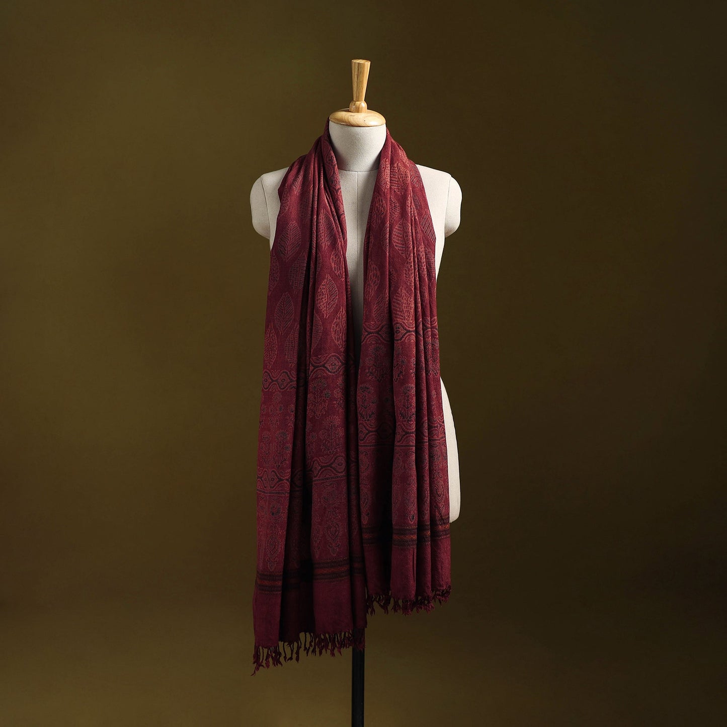 Merino wool natural dyed handwoven hand shawl 13