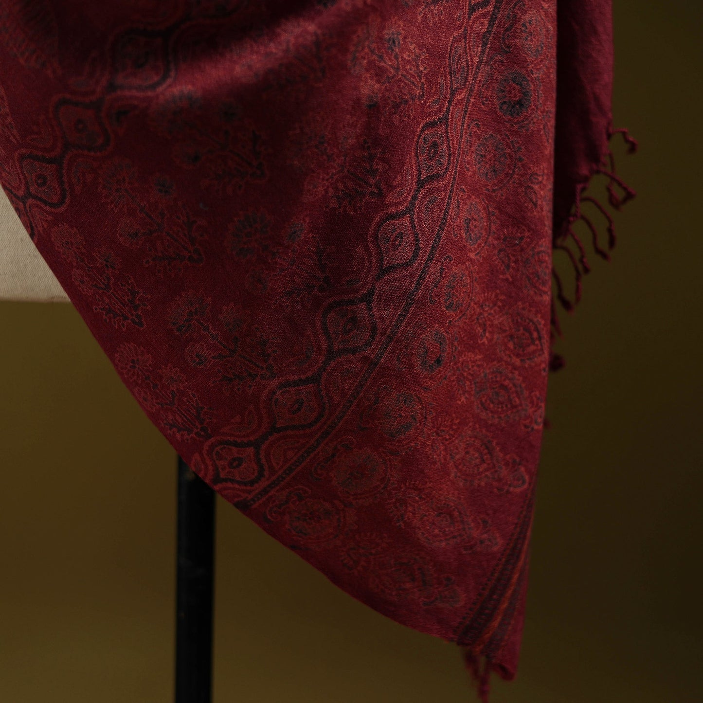 Merino wool natural dyed handwoven hand shawl 13