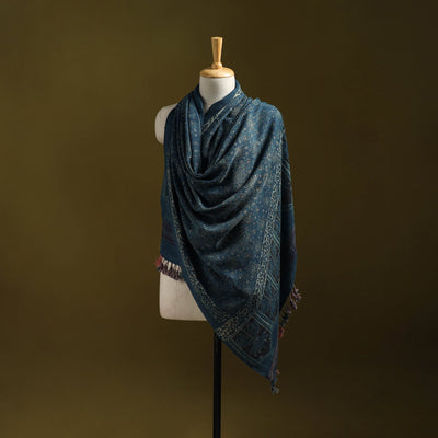 Merino wool natural dyed handwoven hand shawl 16