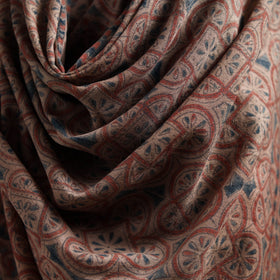 Merino wool natural dyed handwoven hand shawl 17