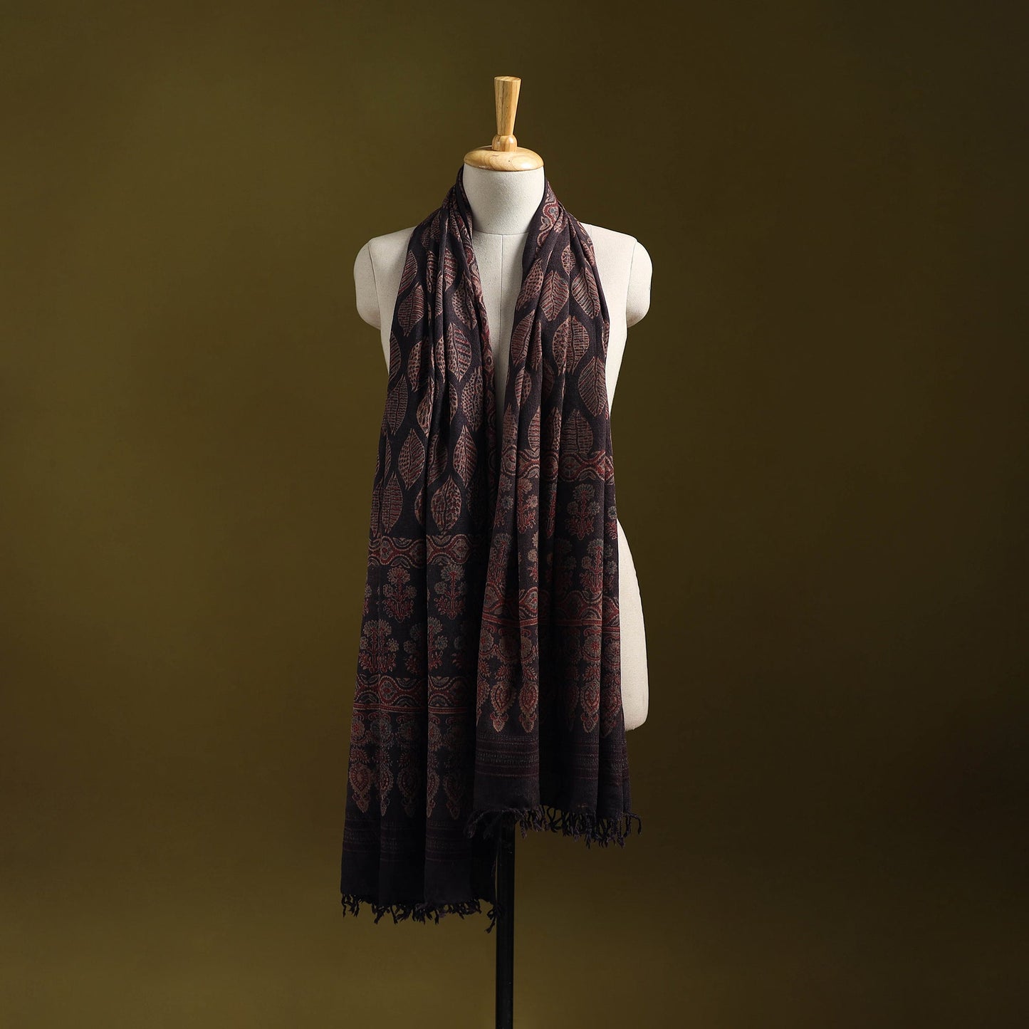 Merino wool natural dyed handwoven hand shawl 19