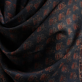 Merino wool natural dyed handwoven hand shawl 20