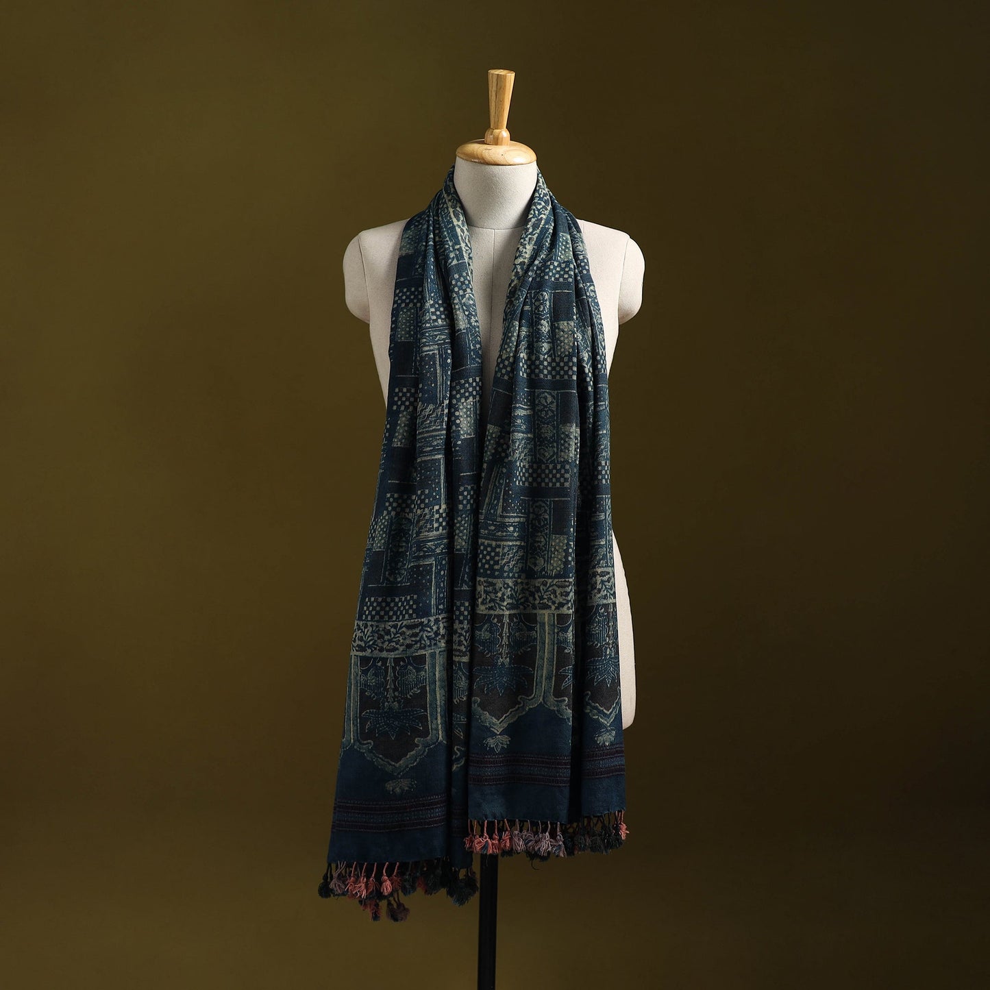 Merino wool natural dyed handwoven hand shawl 21