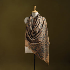 Merino wool natural dyed handwoven hand shawl 23