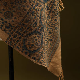 Merino wool natural dyed handwoven hand shawl 23