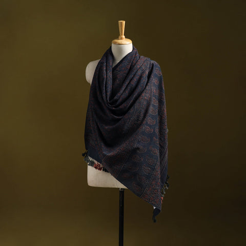 Merino wool natural dyed handwoven hand shawl 24