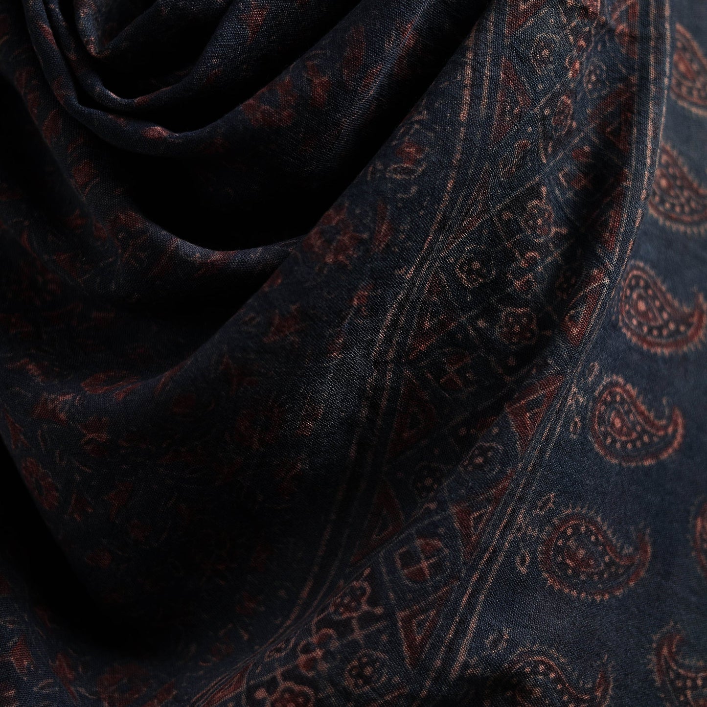 Merino wool natural dyed handwoven hand shawl 24