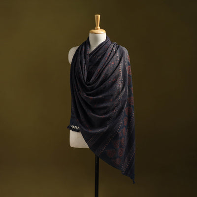 Merino wool natural dyed handwoven hand shawl 25