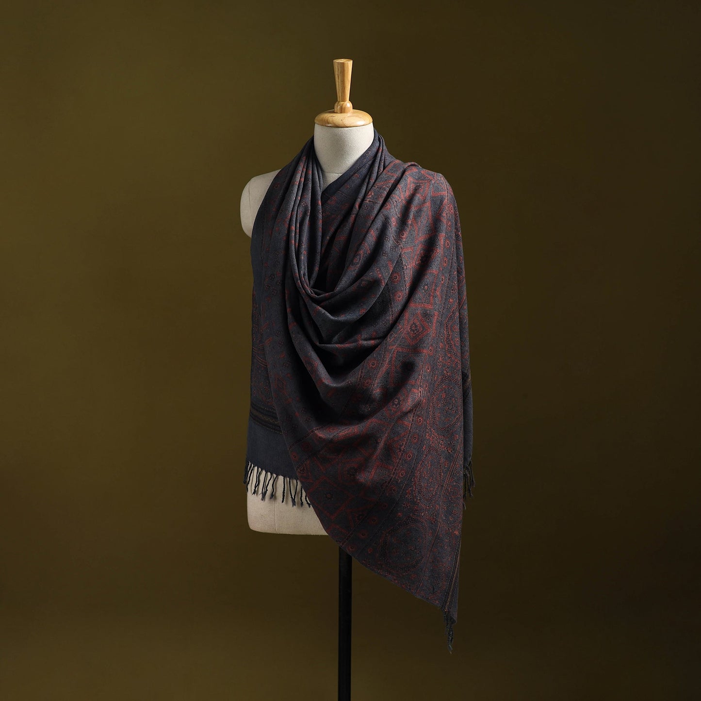 Merino wool natural dyed handwoven hand shawl 26