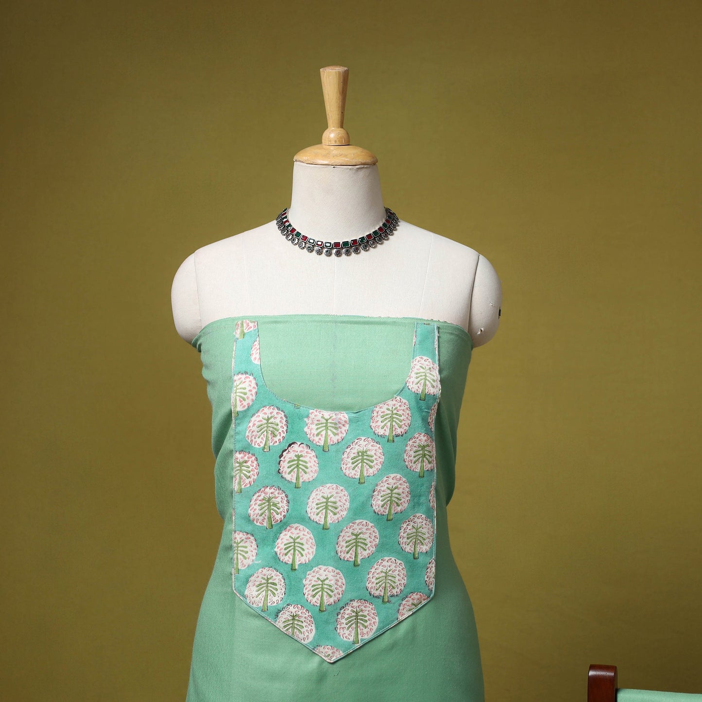 Merino wool plain 3pc unstitched dress material with patch