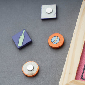  Miniature Handpainted Pine Wood Magnetic Tic Tac Toe 