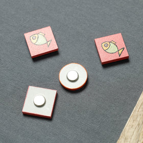  Miniature Handpainted Pine Wood Magnetic Tic Tac Toe 