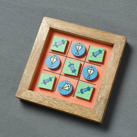  Miniature Handpainted Pine Wood Magnetic Tic Tac Toe 