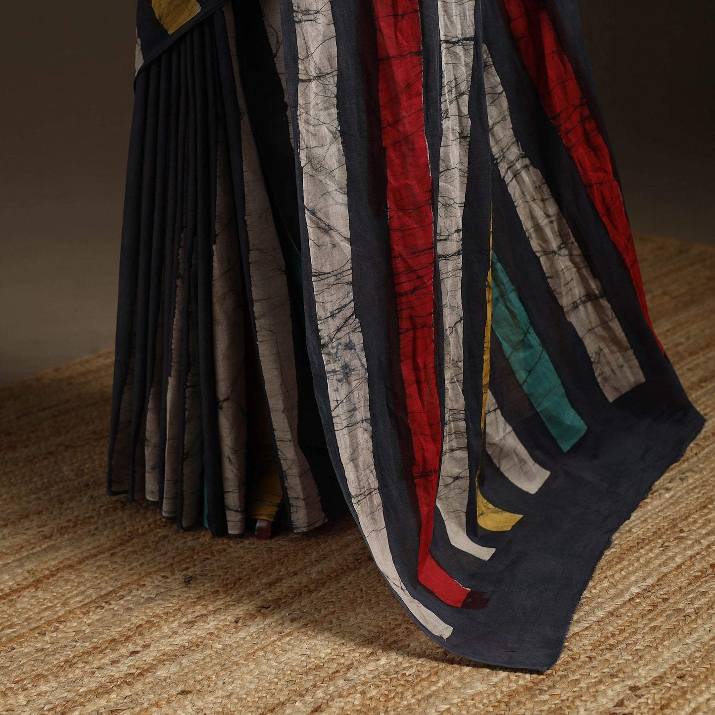 Mul cotton hand batik saree 25 - handcrafted