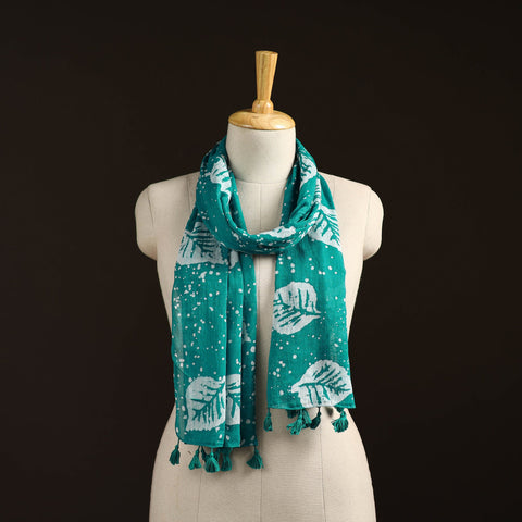 Mul cotton kutch hand batik stole with tassels 01