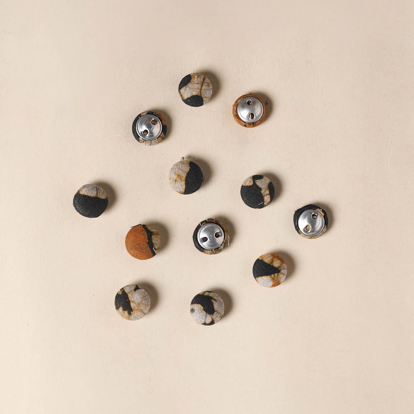  Multicolor Handmade Fabric Button Small at iTokri