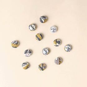  Multicolor Handmade Fabric Button Small at iTokri