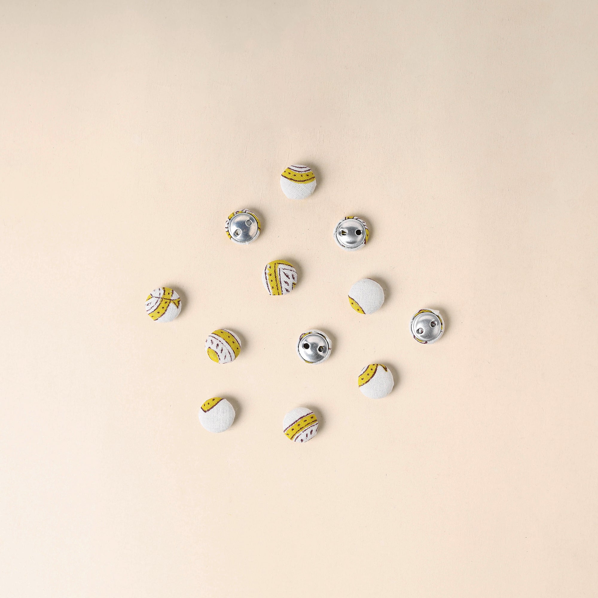  Multicolor Handmade Fabric Button Small at iTokri