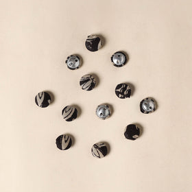  Multicolor Handmade Fabric Button Small at iTokri