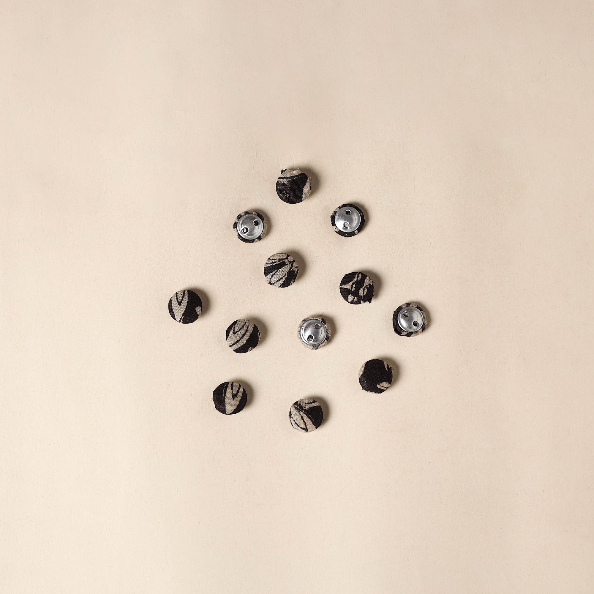  Multicolor Handmade Fabric Button Small at iTokri