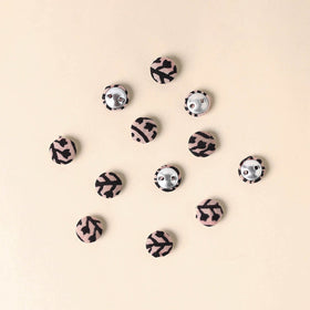  Multicolor Handmade Fabric Button Small at iTokri