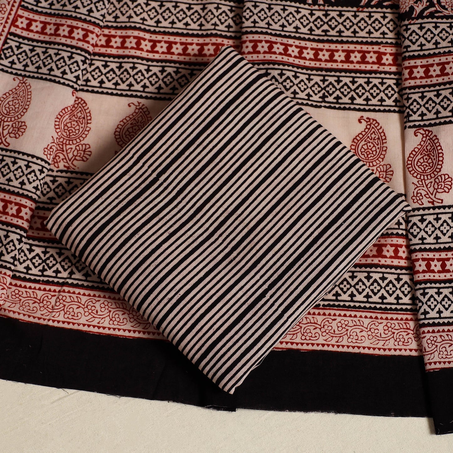 Multicolor 3pc Cotton Bagh Print Suit Material Set