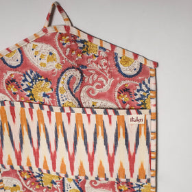 Multicolor - 4 pockets handcrafted cotton wall hanging