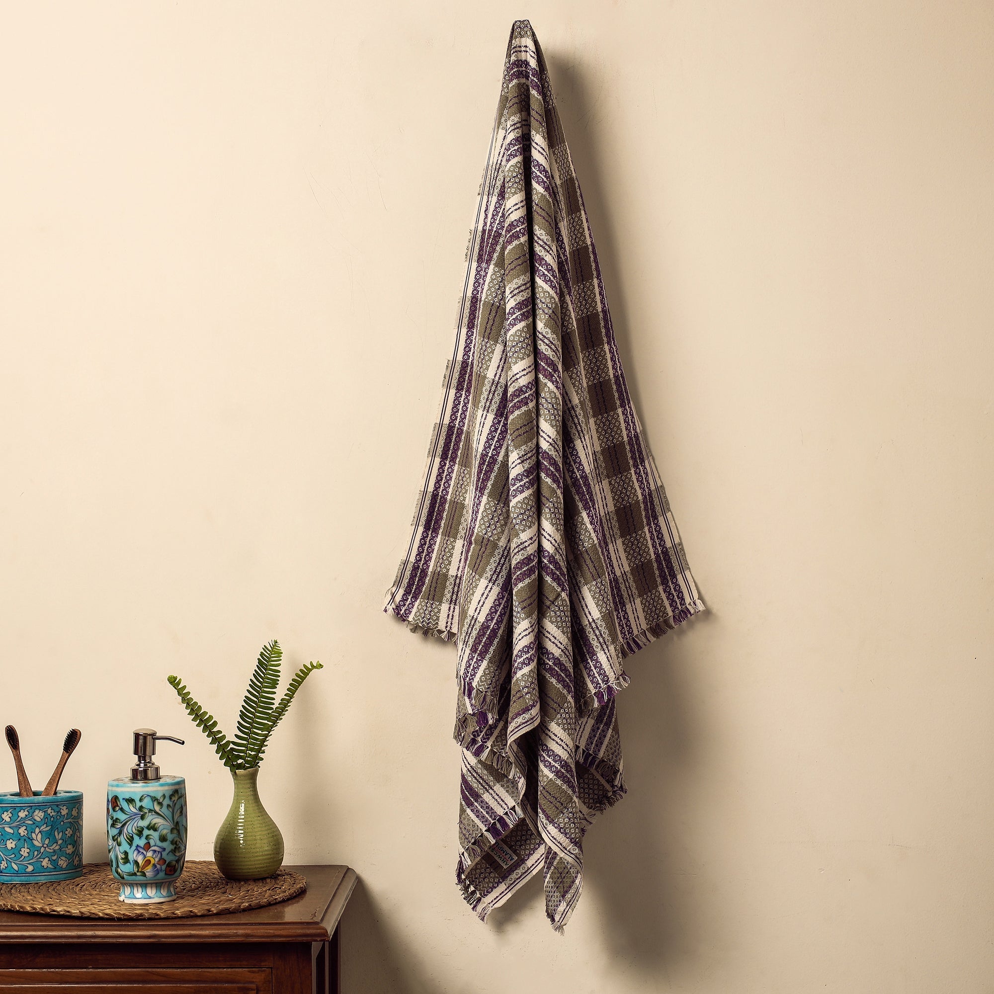Buy Alampur Handloom Cotton Bath Towel