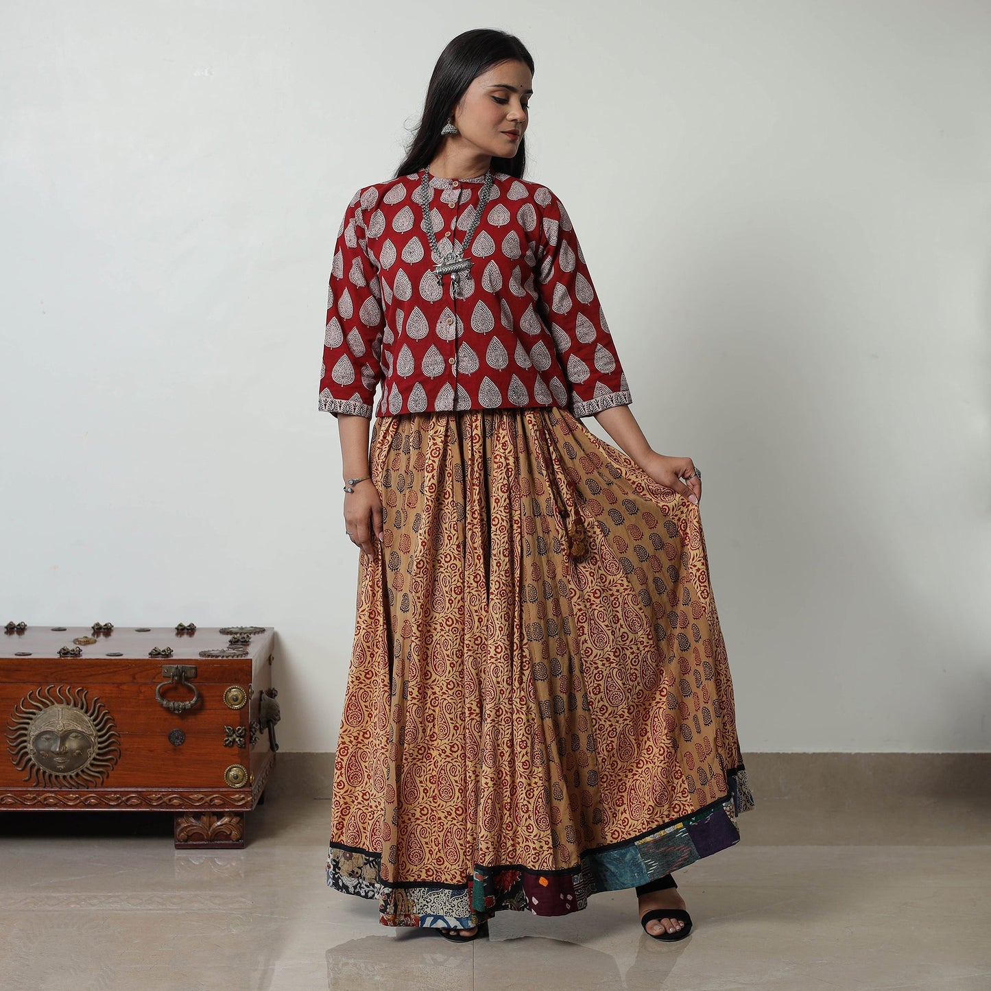 Multicolor - bagh skirt with 24 kali patchwork 03
