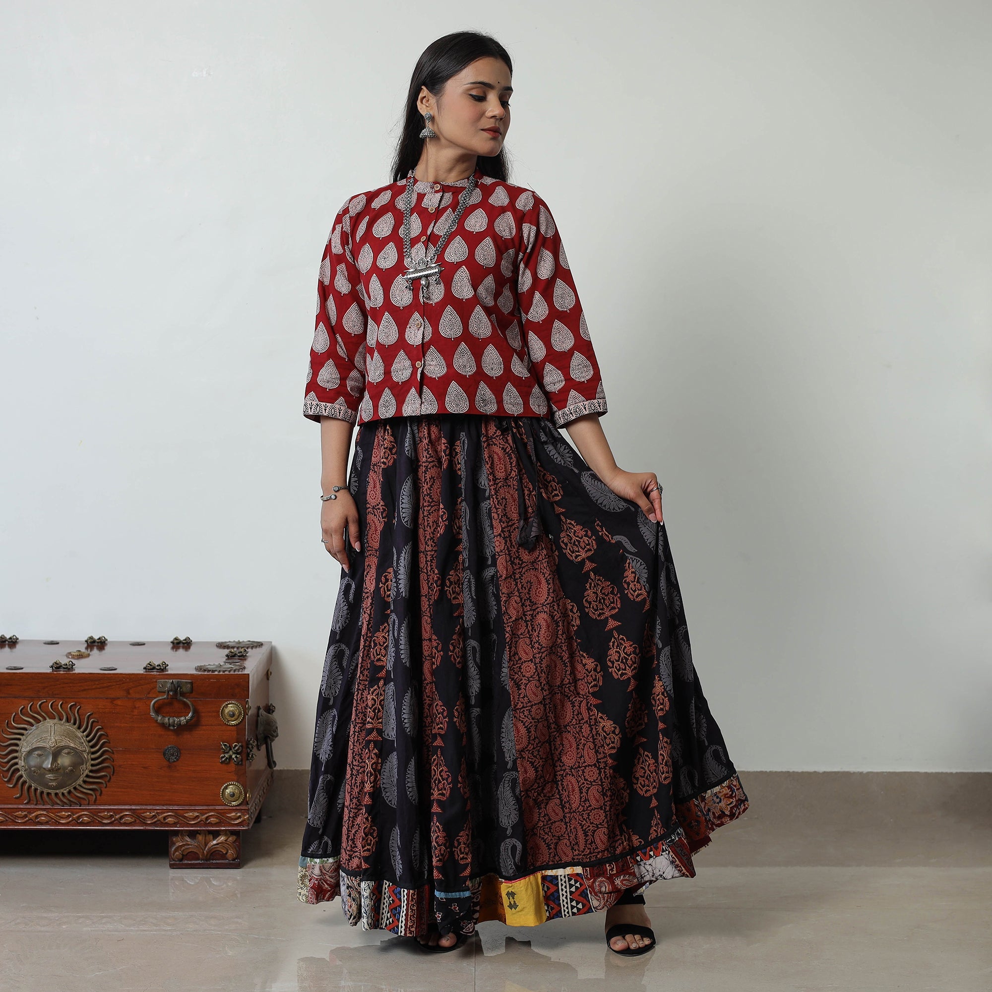 Multicolor - bagh skirt with 24 kali patchwork 06