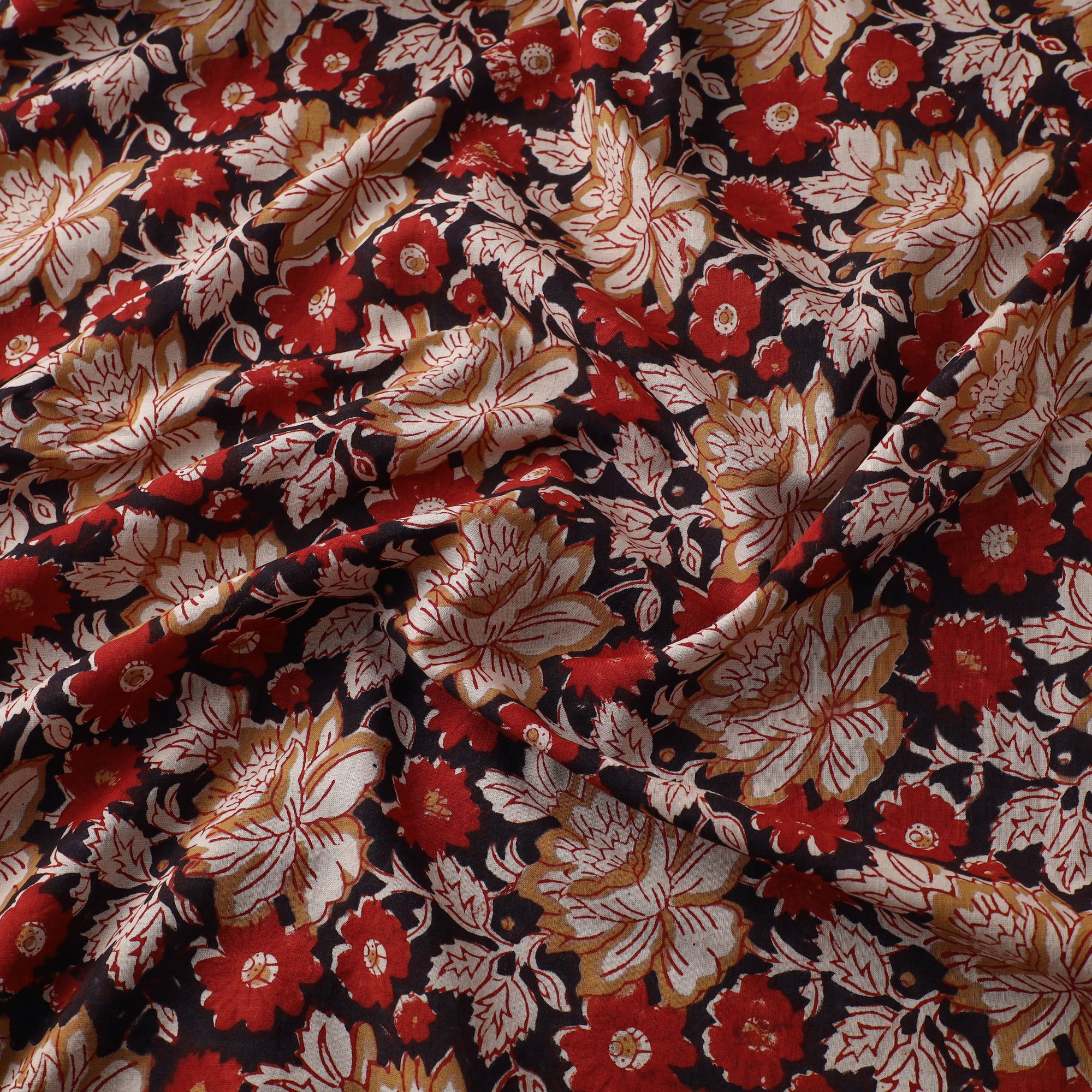  Multicolor Bagru Dabu Print Fabric in Cotton 