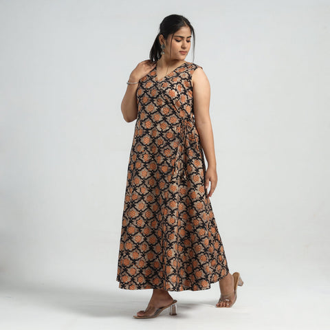Buy Batik Printed Cotton Angrakha Sleeveless Flared Dress Online at iTokri.com