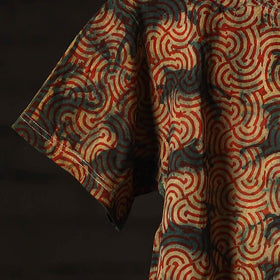 Buy Bindaas Natural Dyed Art Block Print Round Neck T-shirt in Pure Cotton Online at iTokri.com