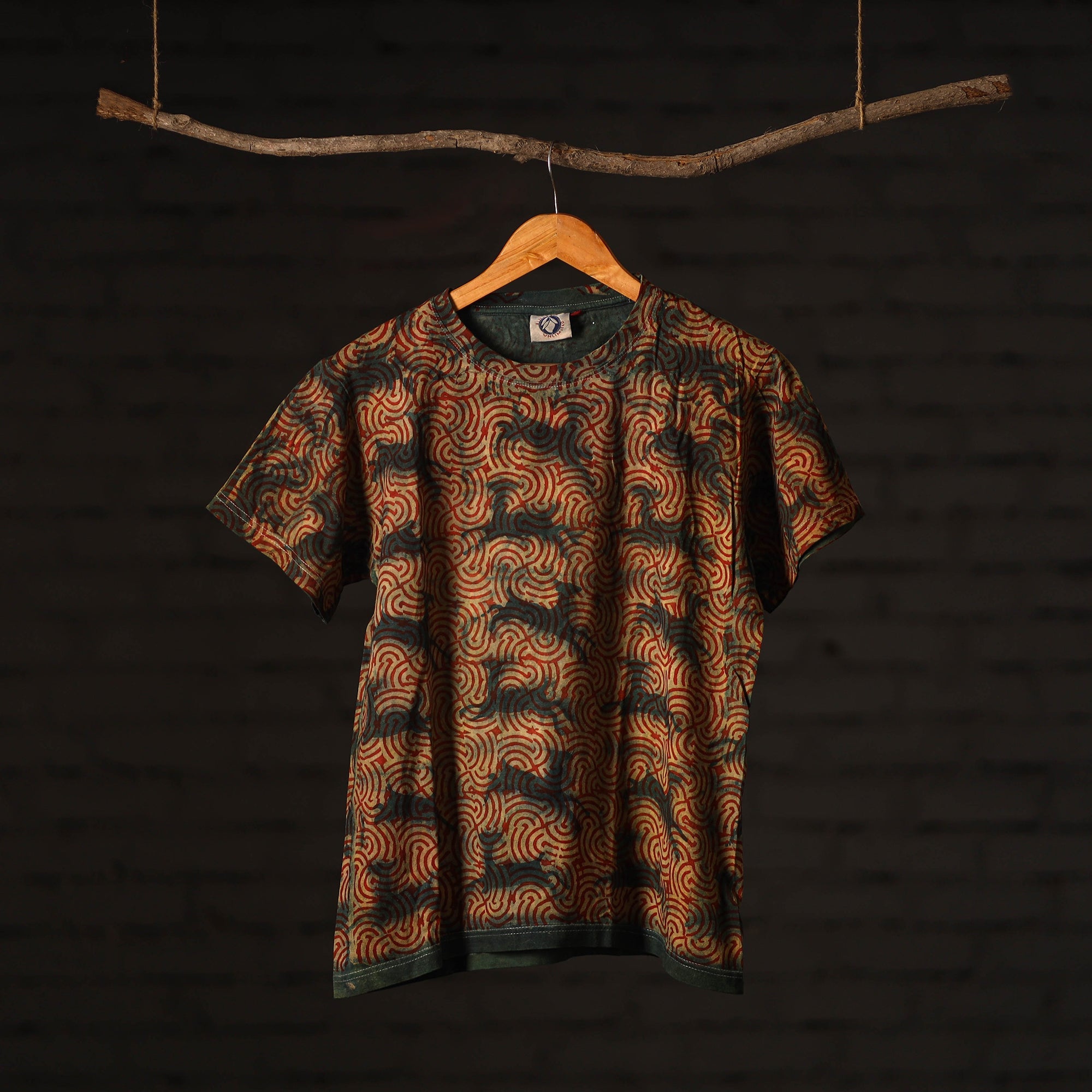 Buy Bindaas Natural Dyed Art Block Print Round Neck T-shirt in Pure Cotton Online at iTokri.com