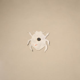 Bug - tholu bommalata leather puppet fridge magnet 01