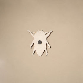 Bug - tholu bommalata leather puppet fridge magnet 05