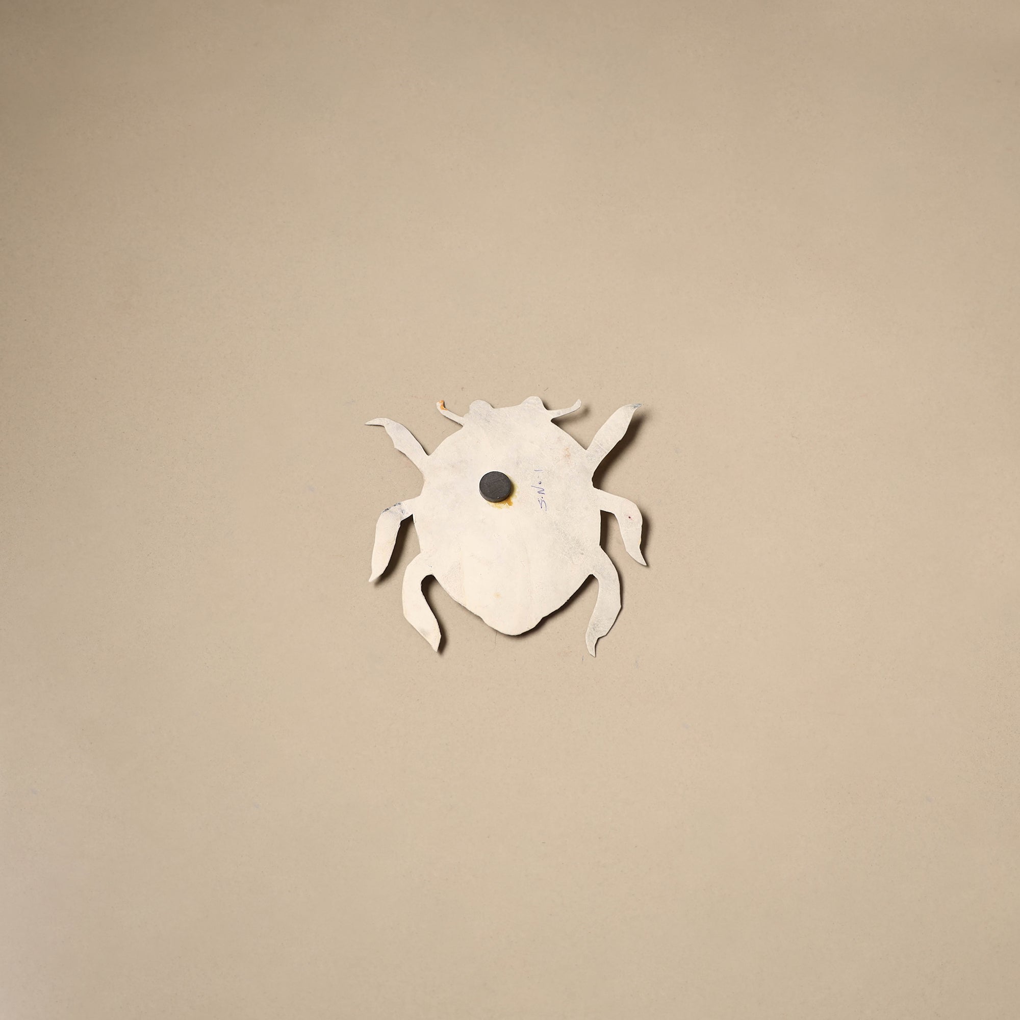 Bug - tholu bommalata leather puppet fridge magnet 06