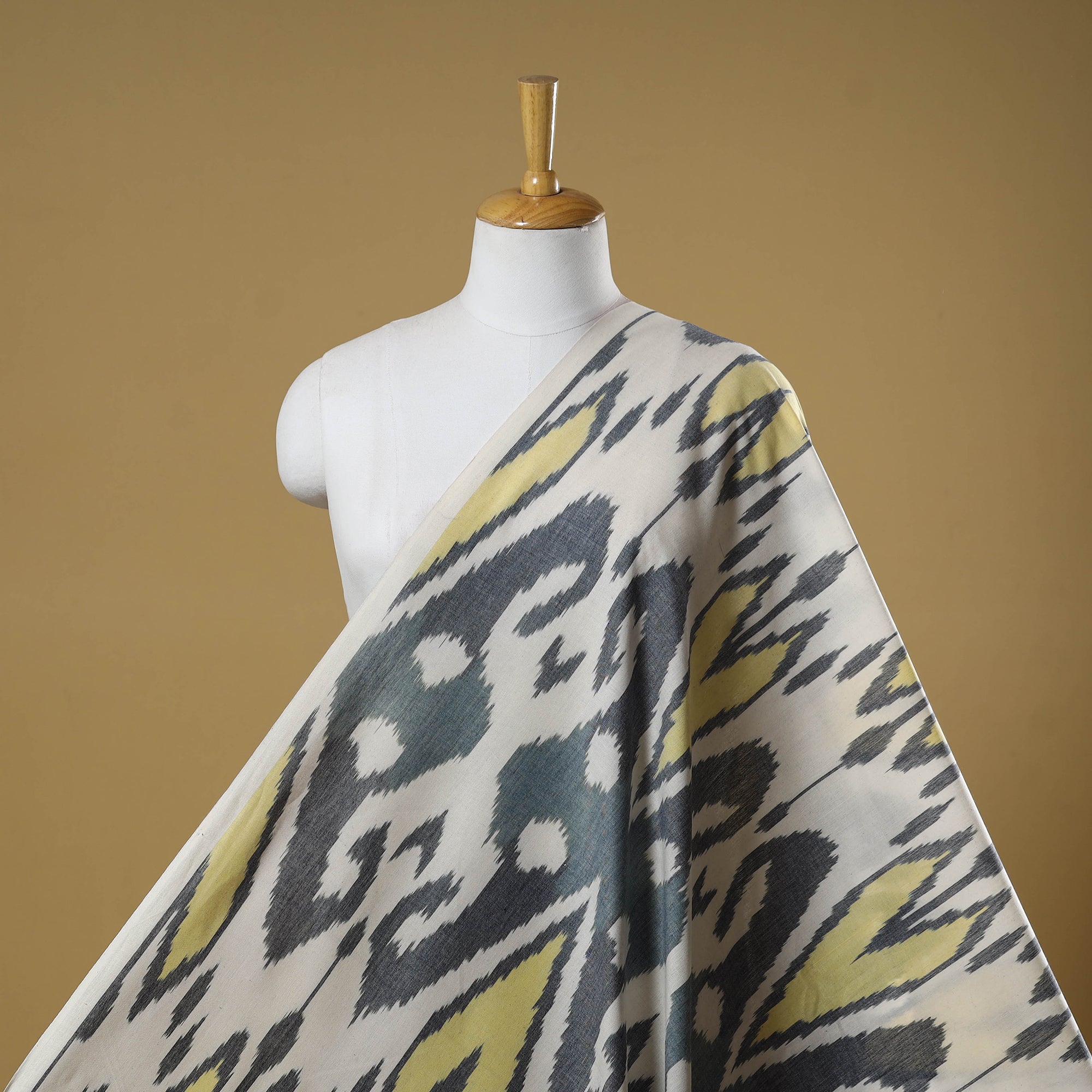 Cotton central asian pochampally ikat fabric 17