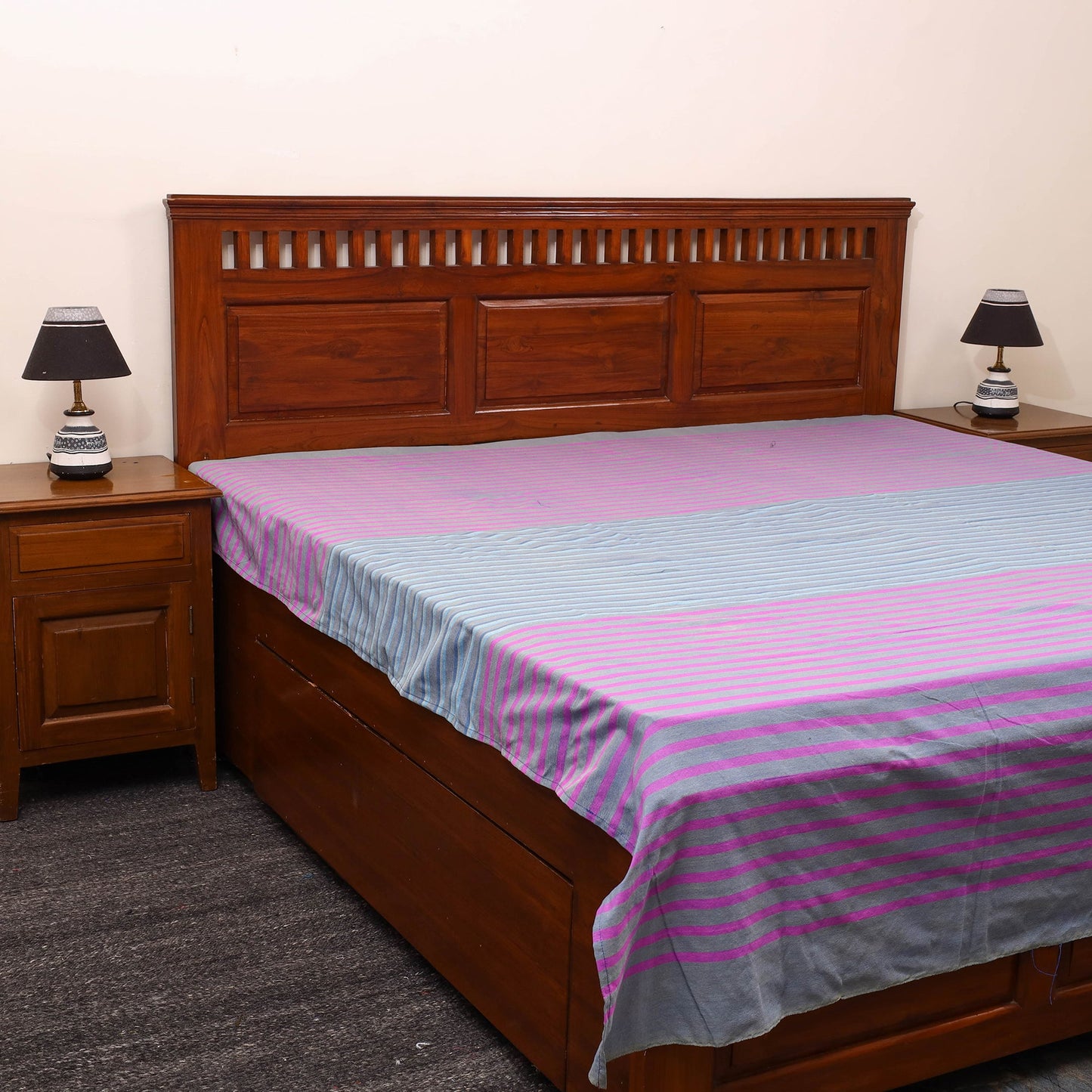 Multicolor - cotton double handloom bed cover (108 x 90 in)