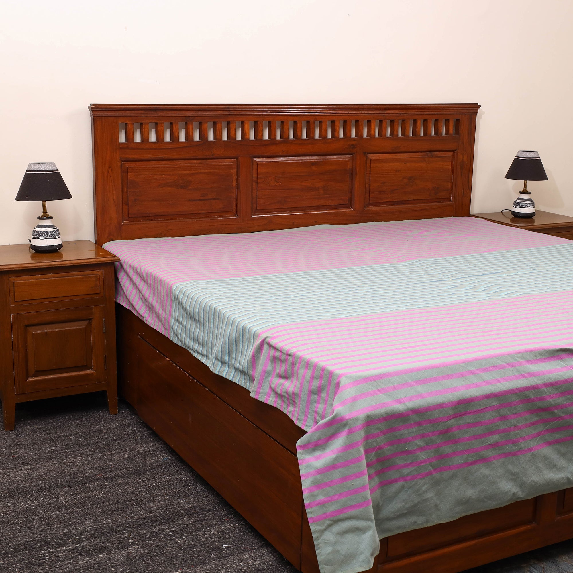 Multicolor - cotton double handloom bed cover (108 x 90 in)