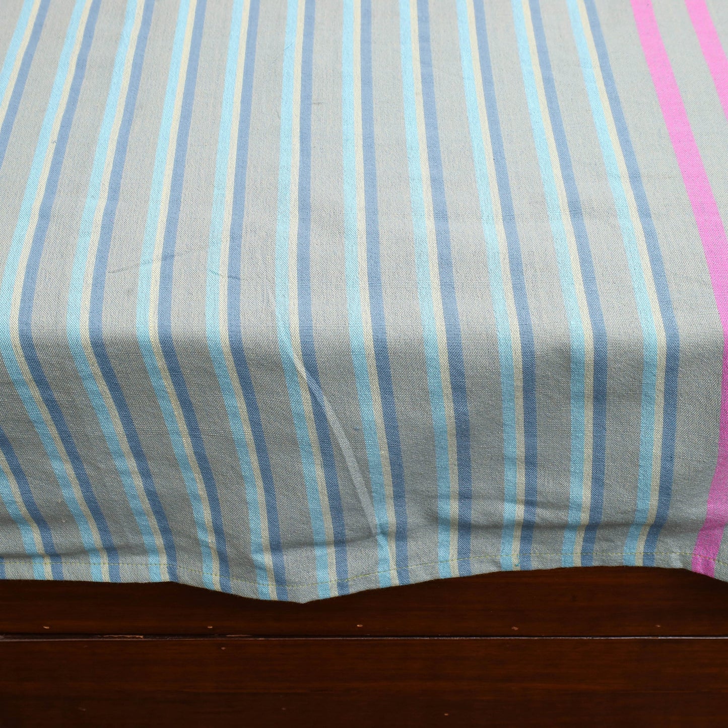 Multicolor - cotton double handloom bed cover (108 x 90 in)