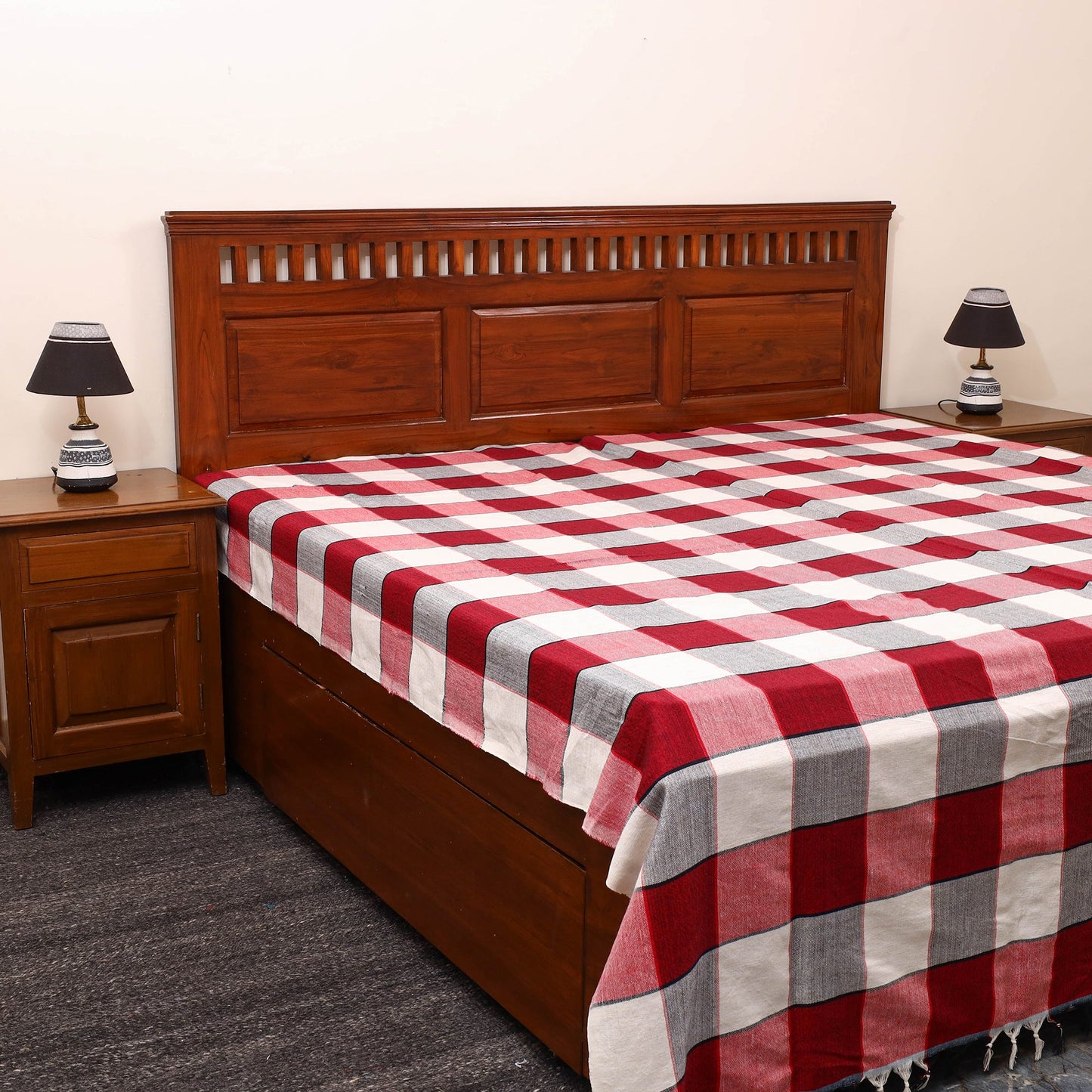 Buy Plain Handloom Bedsheet for Home in India